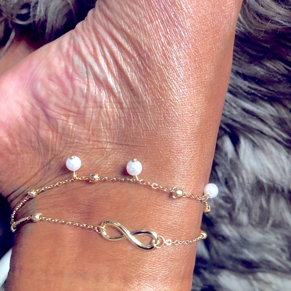Gold anklet